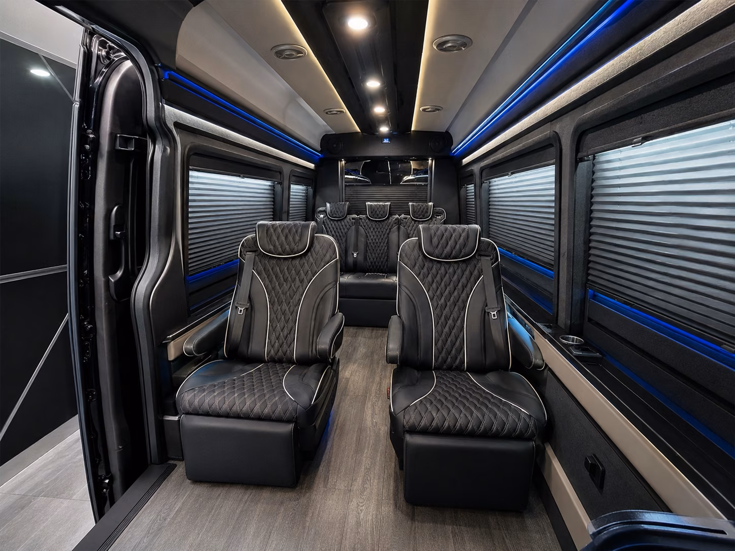large group airport transportation for tours sports teams and events