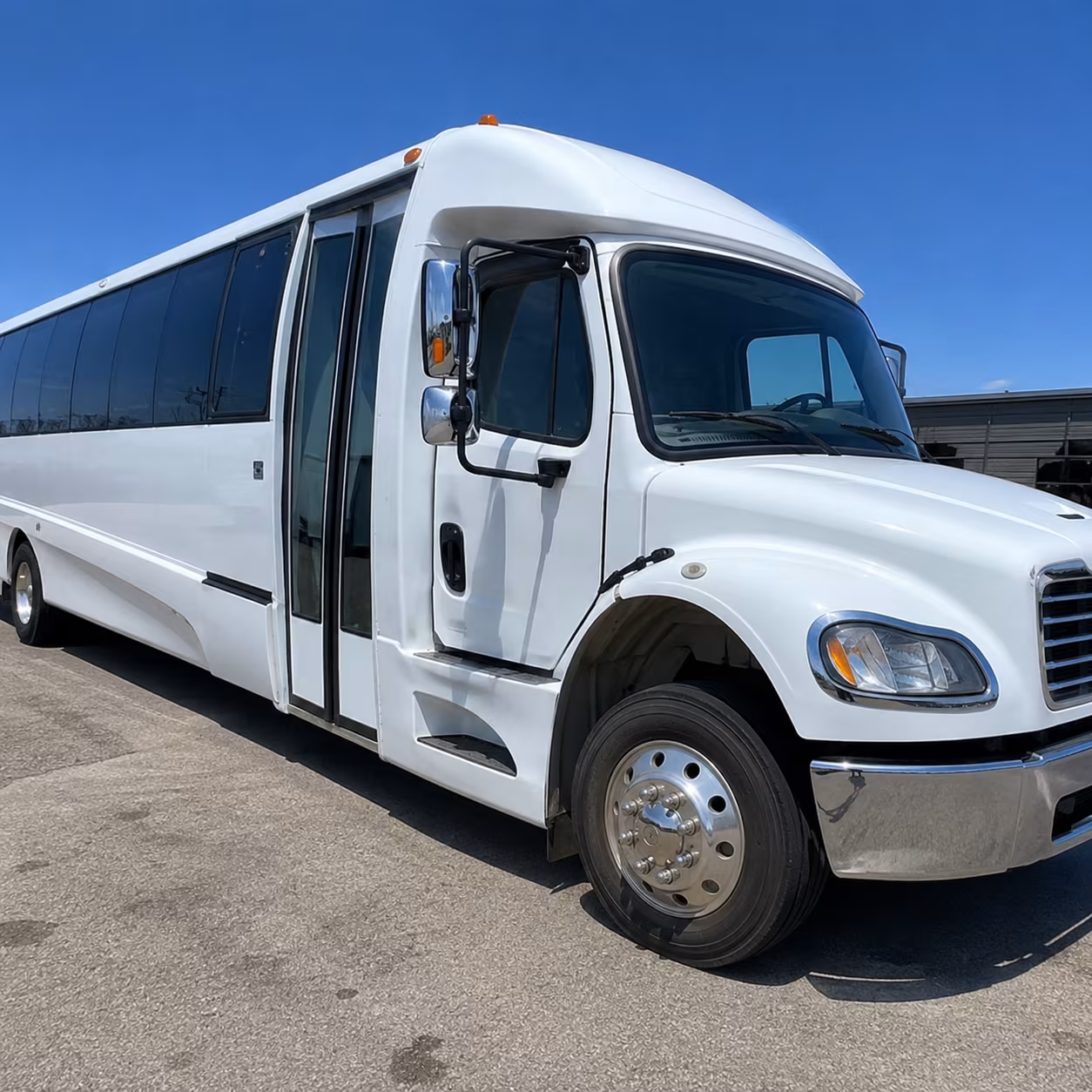 minibus rentals for sonoita and elgin wine region trips
