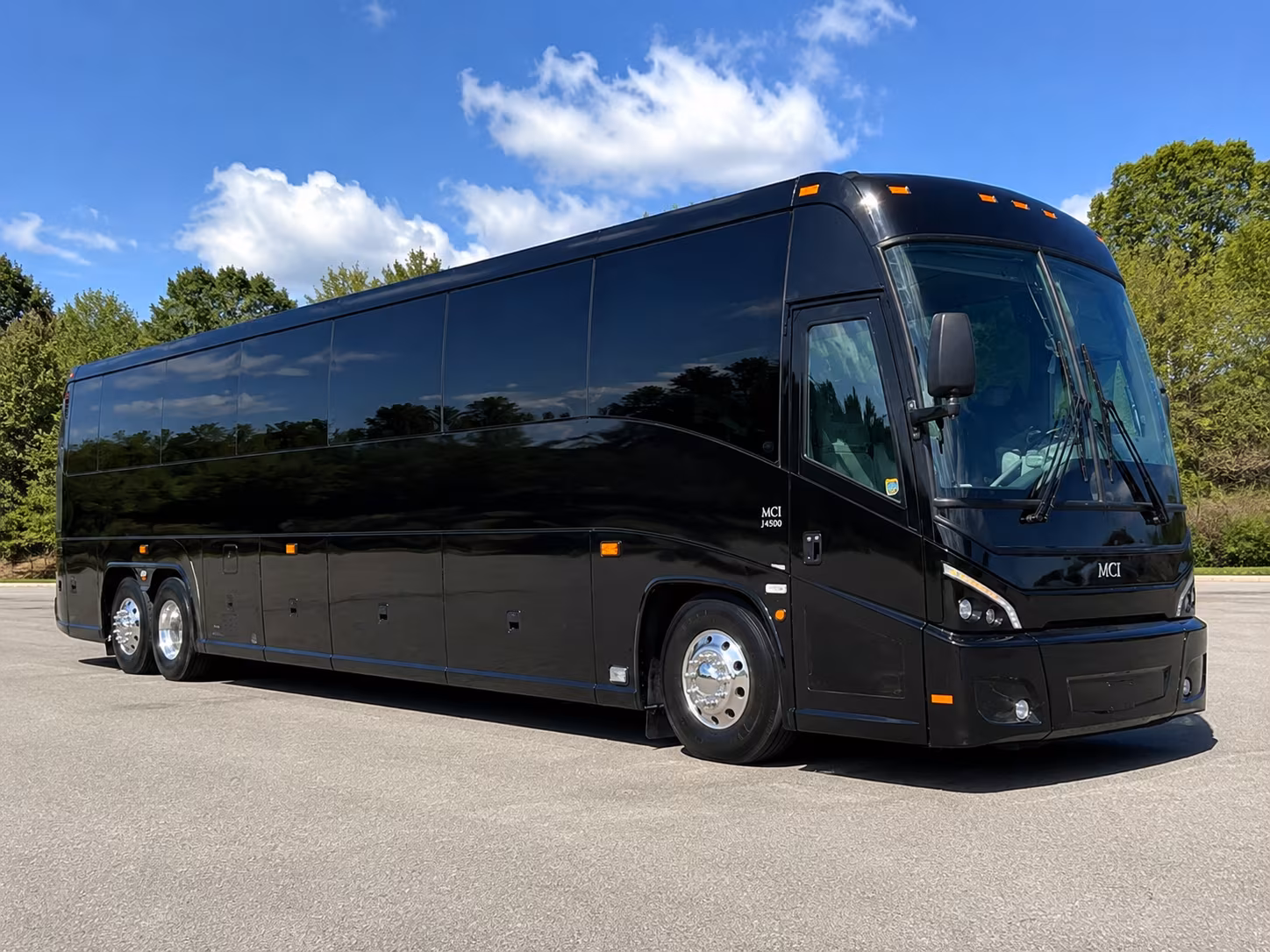 wedding guest shuttles between gilbert hotels and your venue